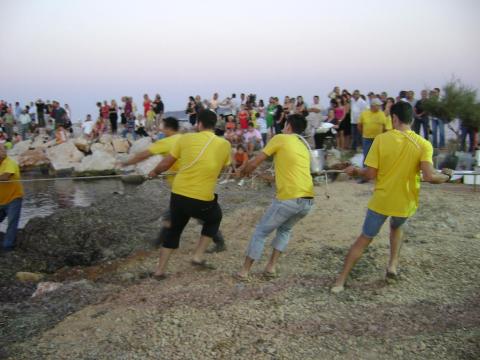 Οι θεατές μαζεύονται